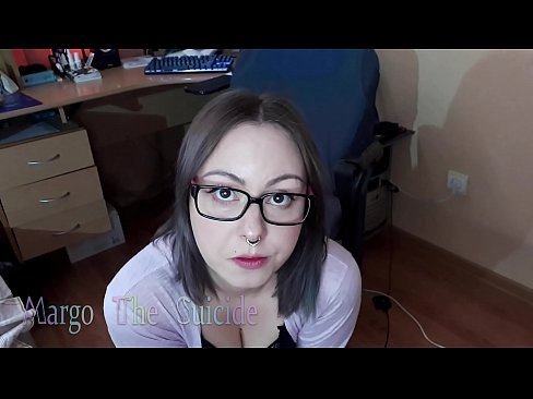 ❤️ Ti fi sexy ak linèt souse gode pwofondman sou kamera ❤️ Videyo sèks nan nou ❌️